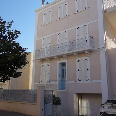 Appartement Port De Sanary Exteriör bild