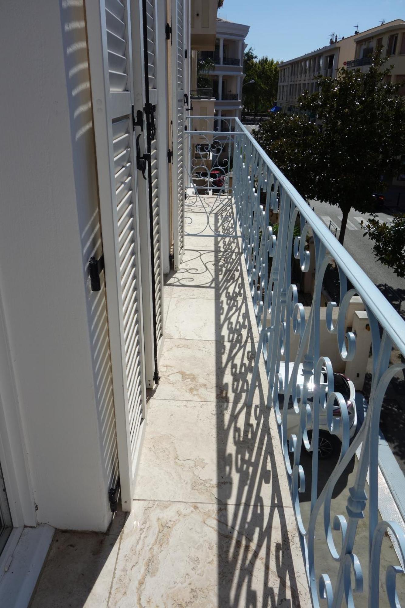 Appartement Port De Sanary Exteriör bild