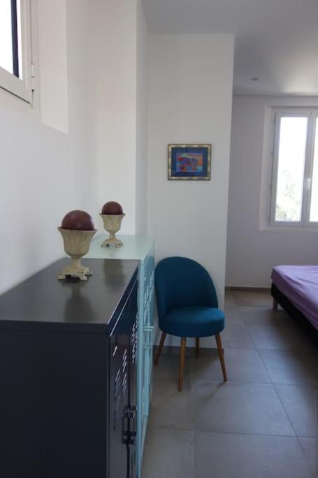 Appartement Port De Sanary Exteriör bild