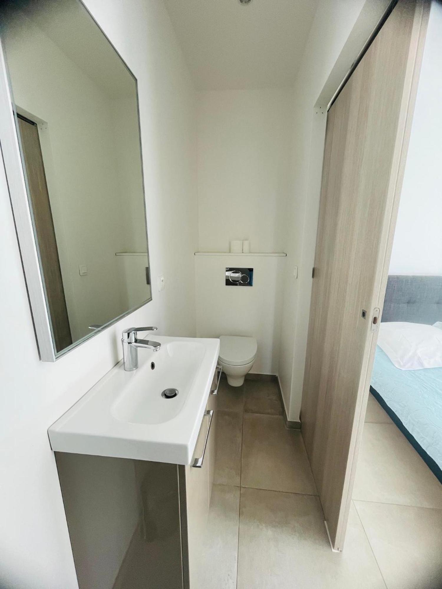 Appartement Port De Sanary Exteriör bild