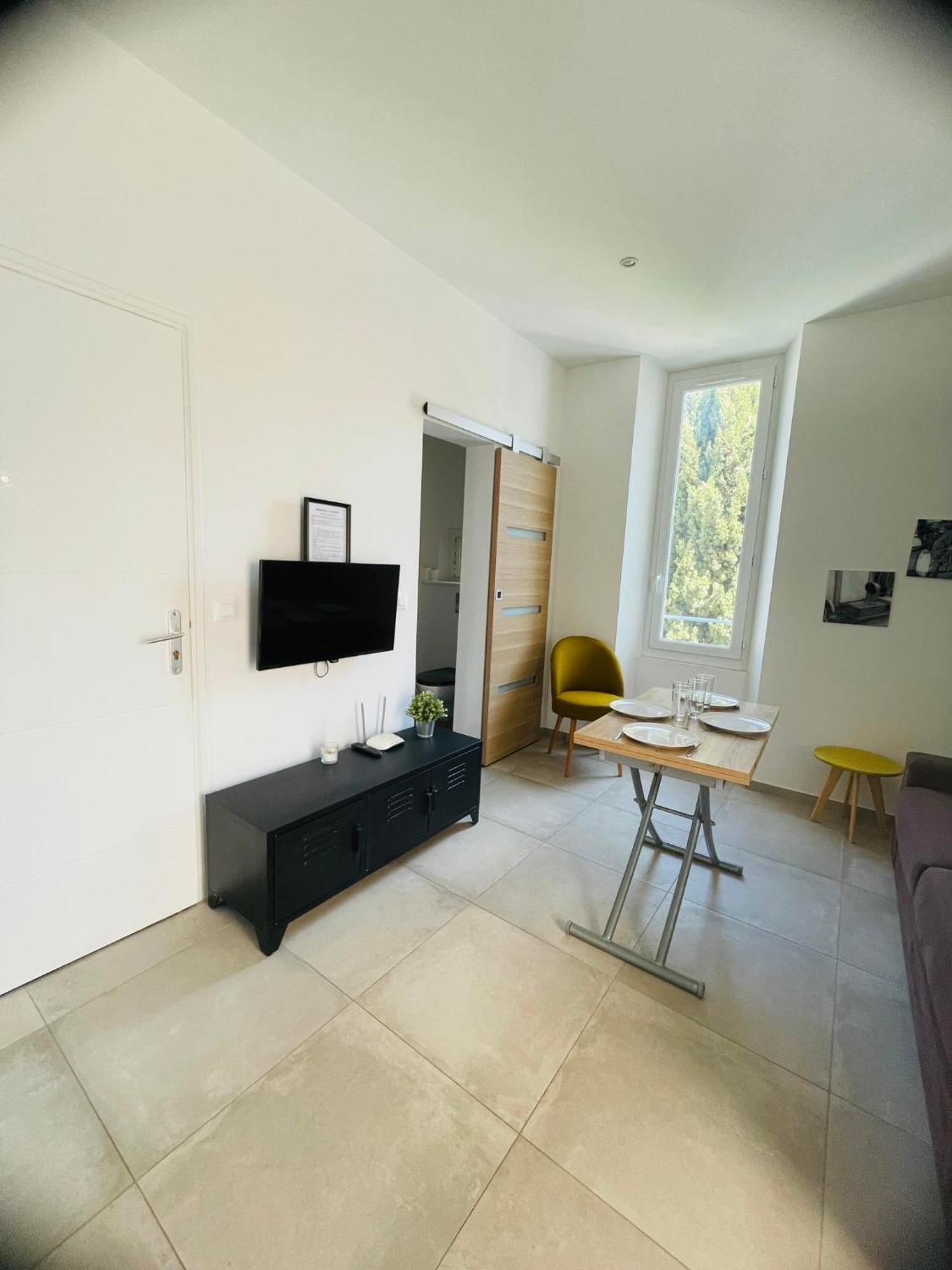 Appartement Port De Sanary Exteriör bild