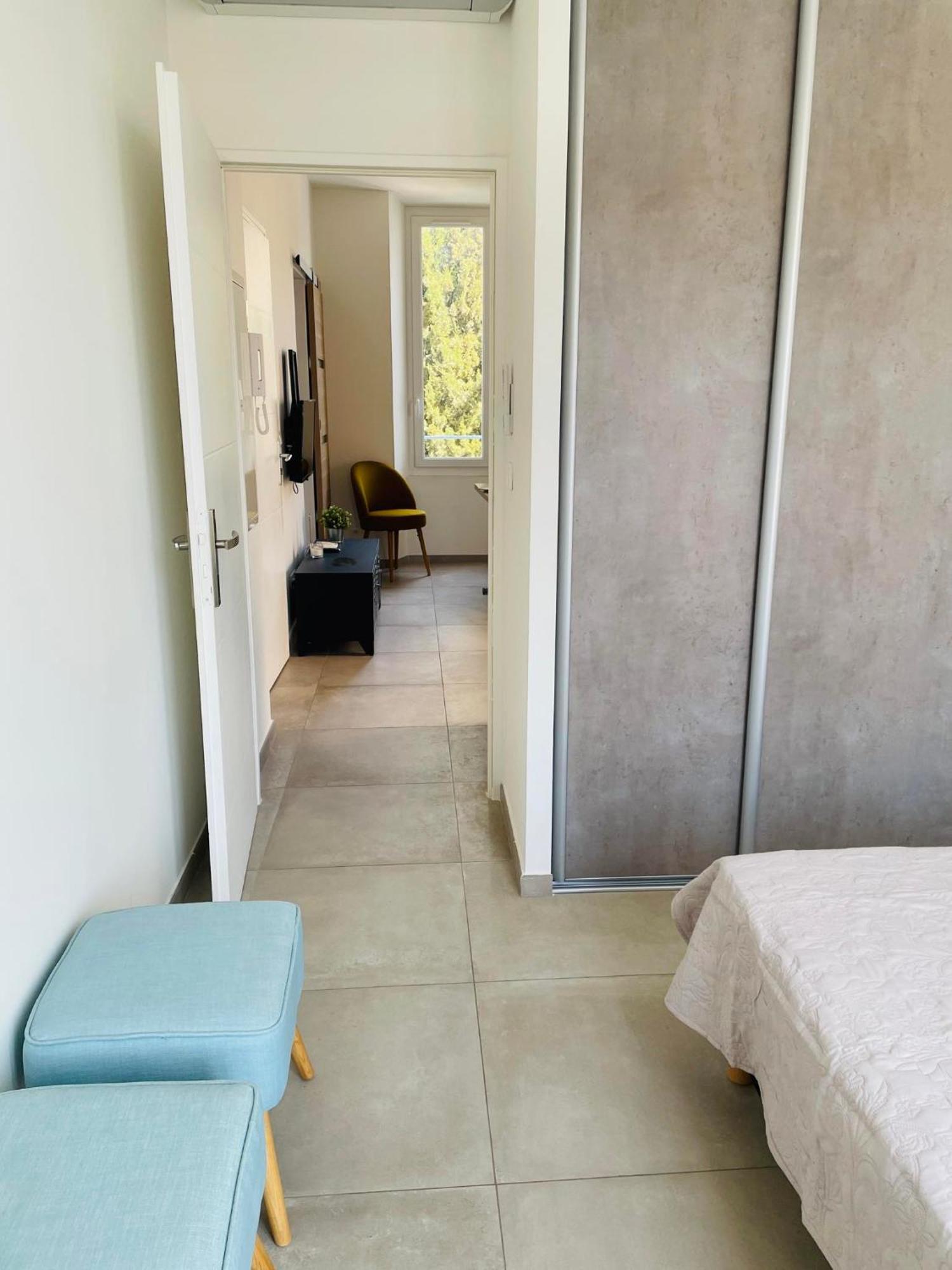 Appartement Port De Sanary Exteriör bild