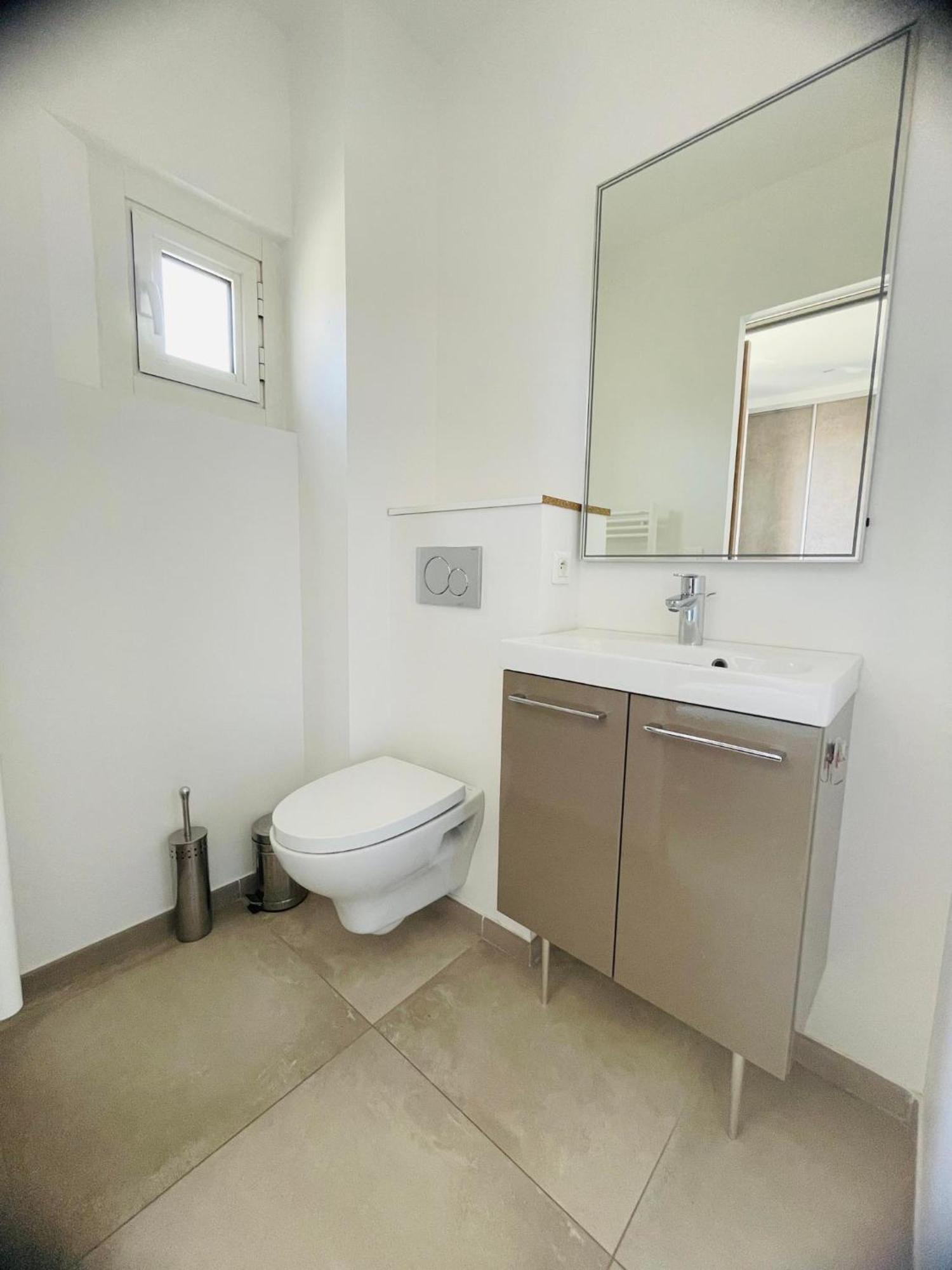 Appartement Port De Sanary Exteriör bild