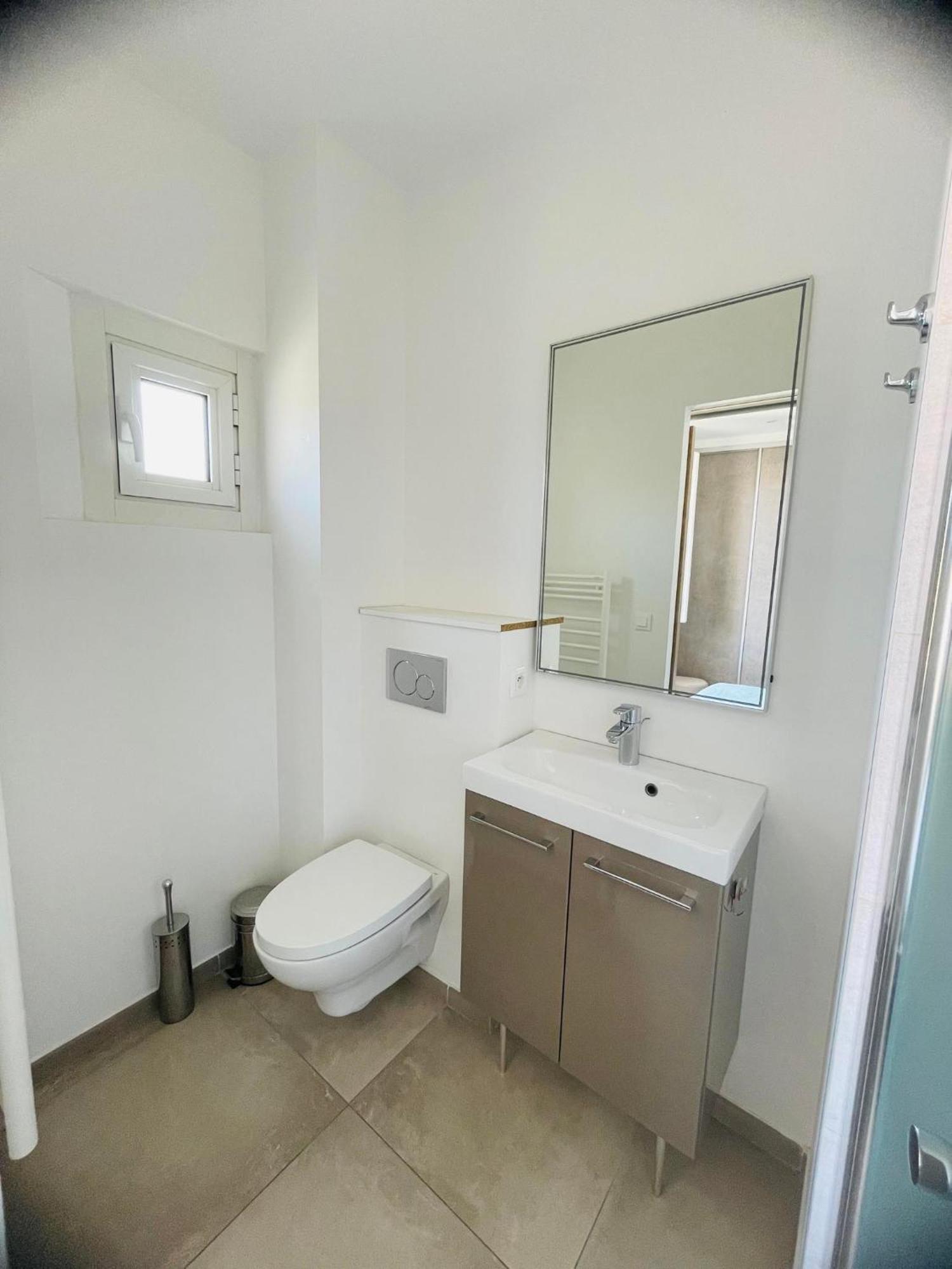 Appartement Port De Sanary Exteriör bild